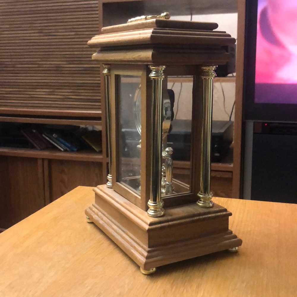 clock - Picture 2 of 4